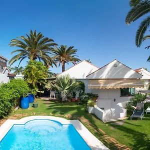 la-villa-calypso-private-villa-with-solar-heated-pool.in-canary-islands.com/